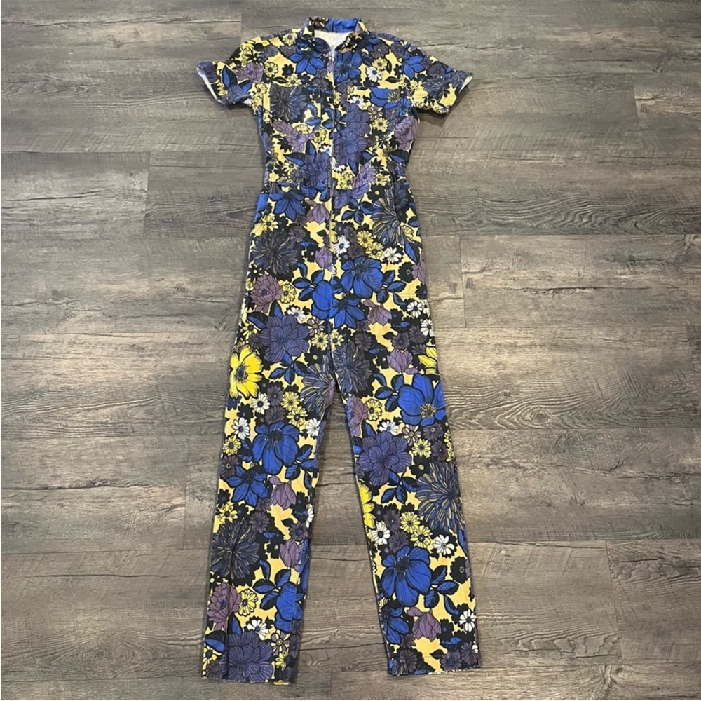 MOTHER The Zippy Ankle Jumpsuit in Oopsie Daisy - Picture 4 of 11